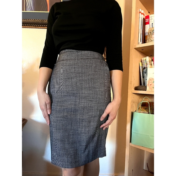 WHBM Pencil Skirt - Picture 2 of 7